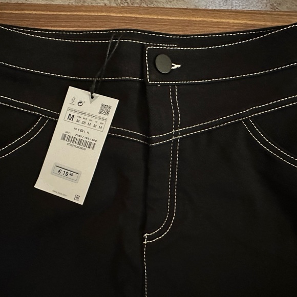 ZARA Woman BACK SEAMED MINI SKIRT Zip A-line Pockets Sexy Size M . New with tag - Picture 4 of 6